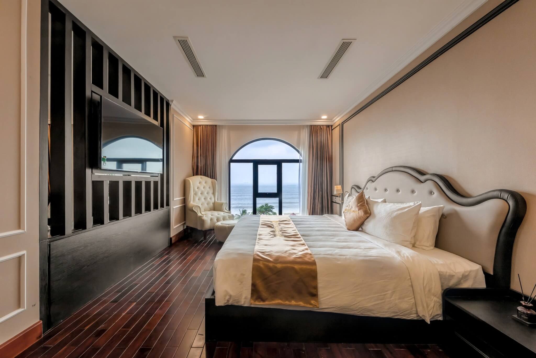 Khách sạn 3 sao Quy Nhơn