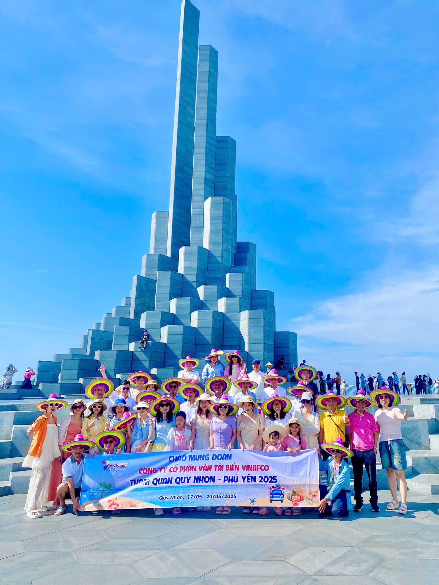 Check in tại tháp Nghinh Phong