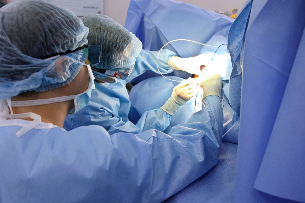 Ưu và nhược điểm của dịch vụ điều trị trĩ bằng laser 